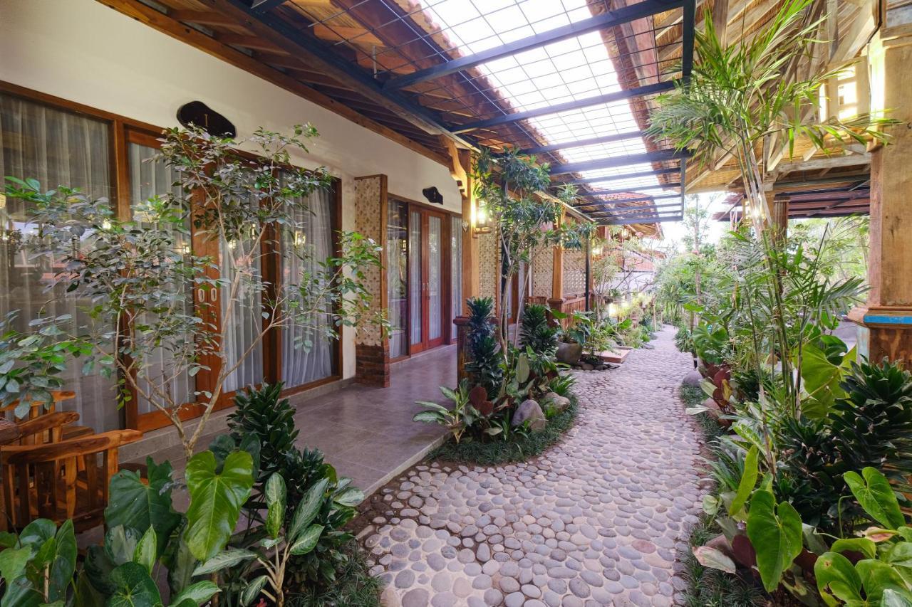 Green Bali Guest House Munggu Exterior foto